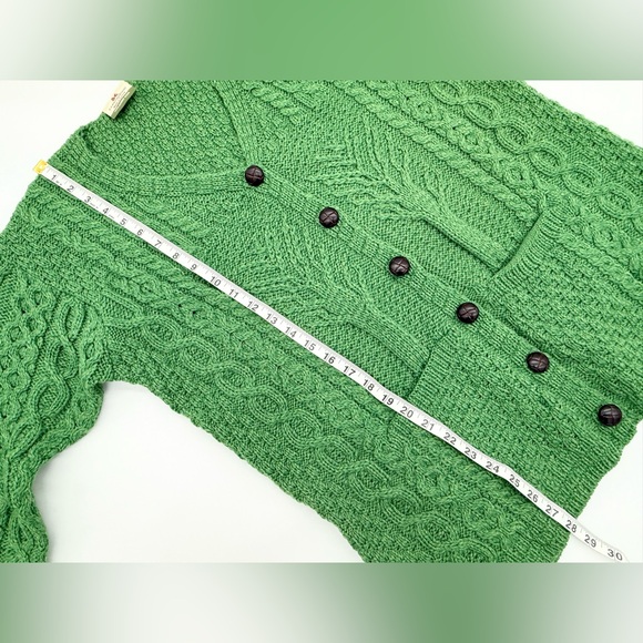 VGUC Carraig Donn Irish Merino Wool Tree Of Life Aran Button Cardigan Green XL - Picture 8 of 13
